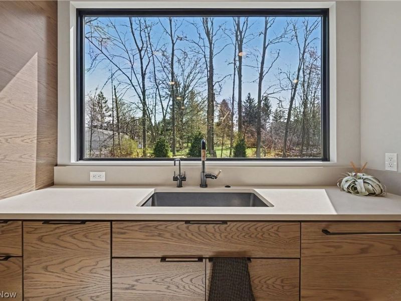 4320 Lander Road, Orange Village, OH 44022 Photo 10