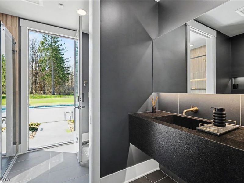 4320 Lander Road, Orange Village, OH 44022 Photo 21