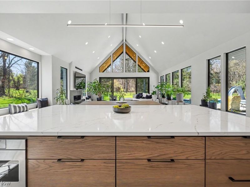 4320 Lander Road, Orange Village, OH 44022 Photo 8