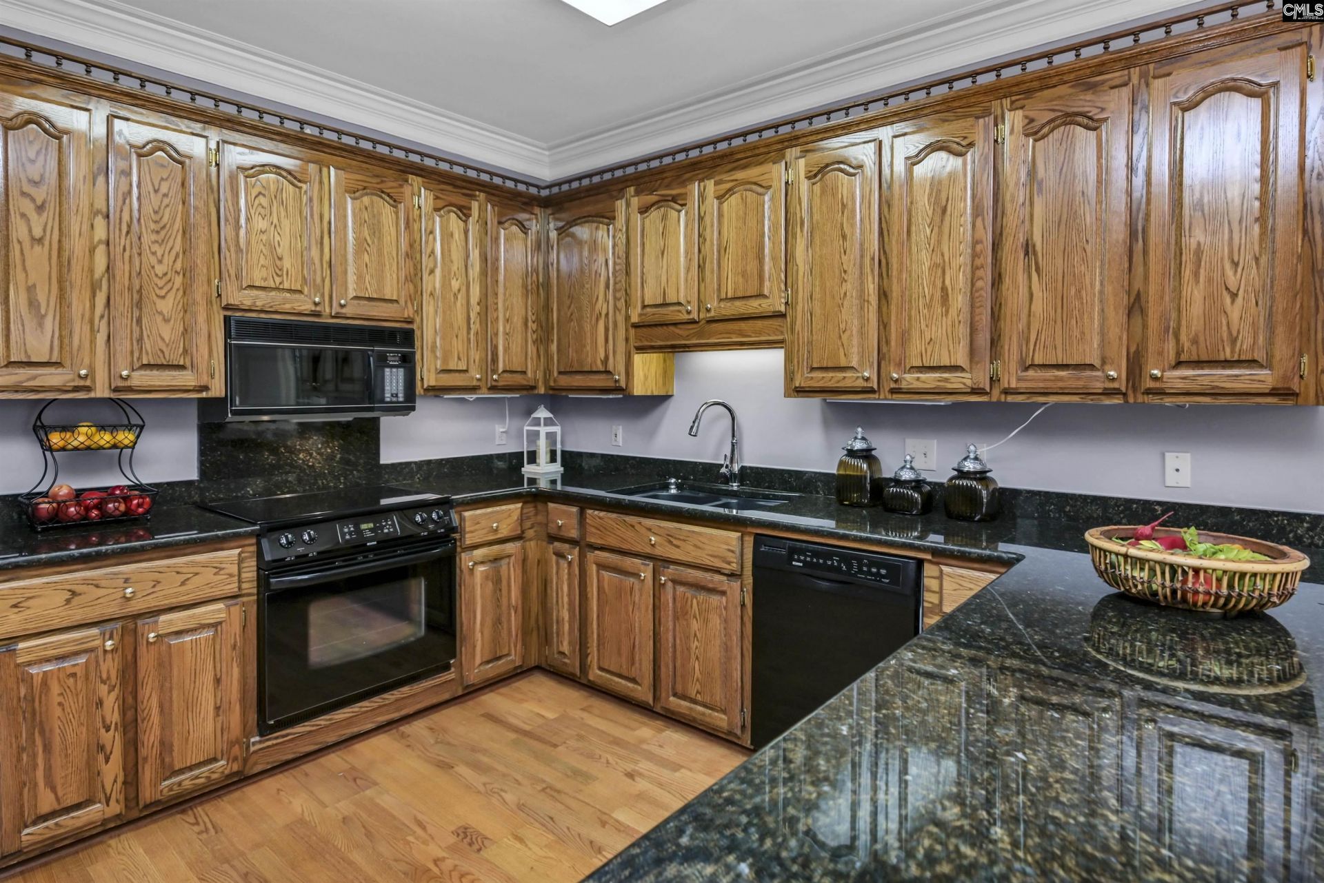 308 Fallen Oak Drive  Photo 10