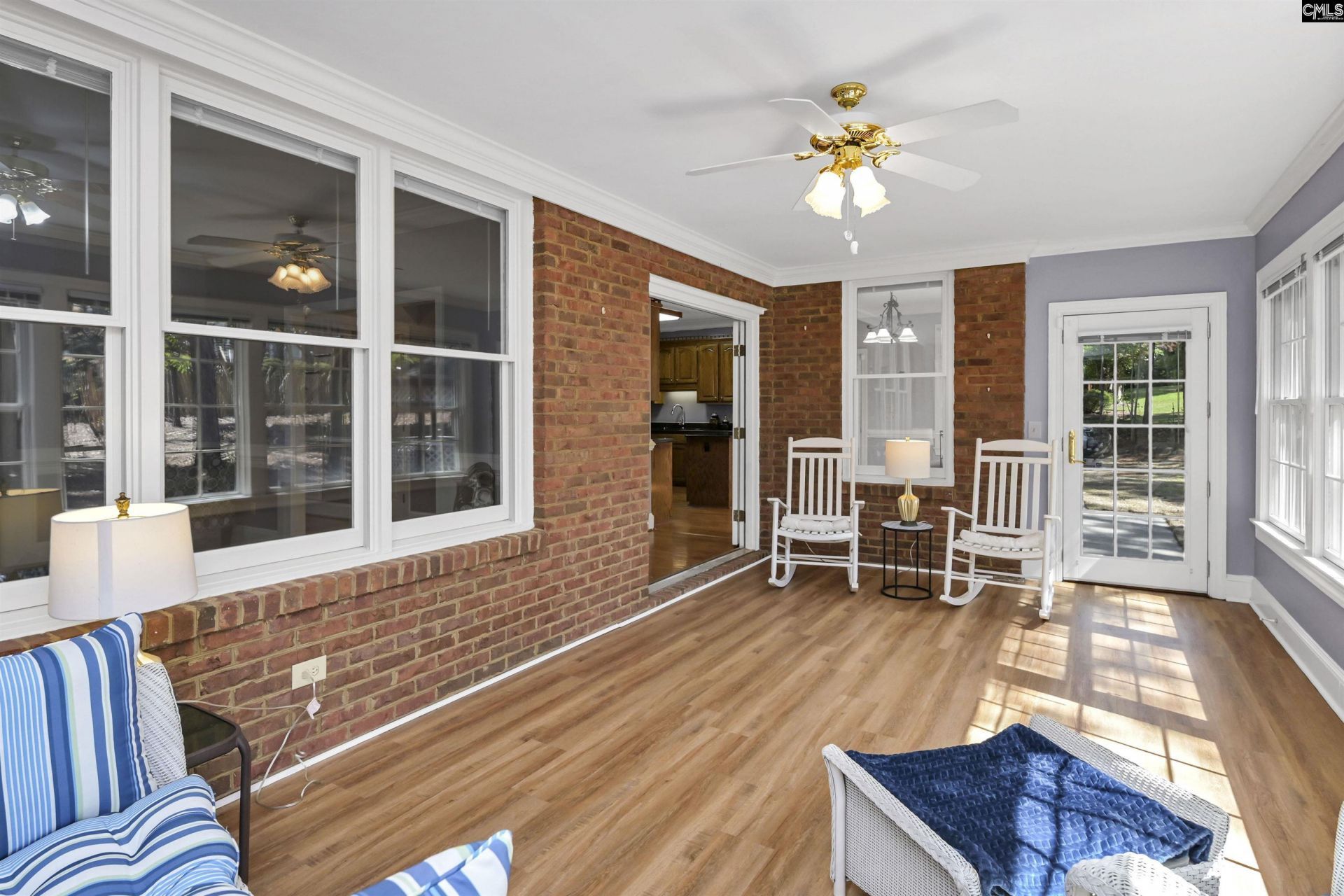 308 Fallen Oak Drive  Photo 4