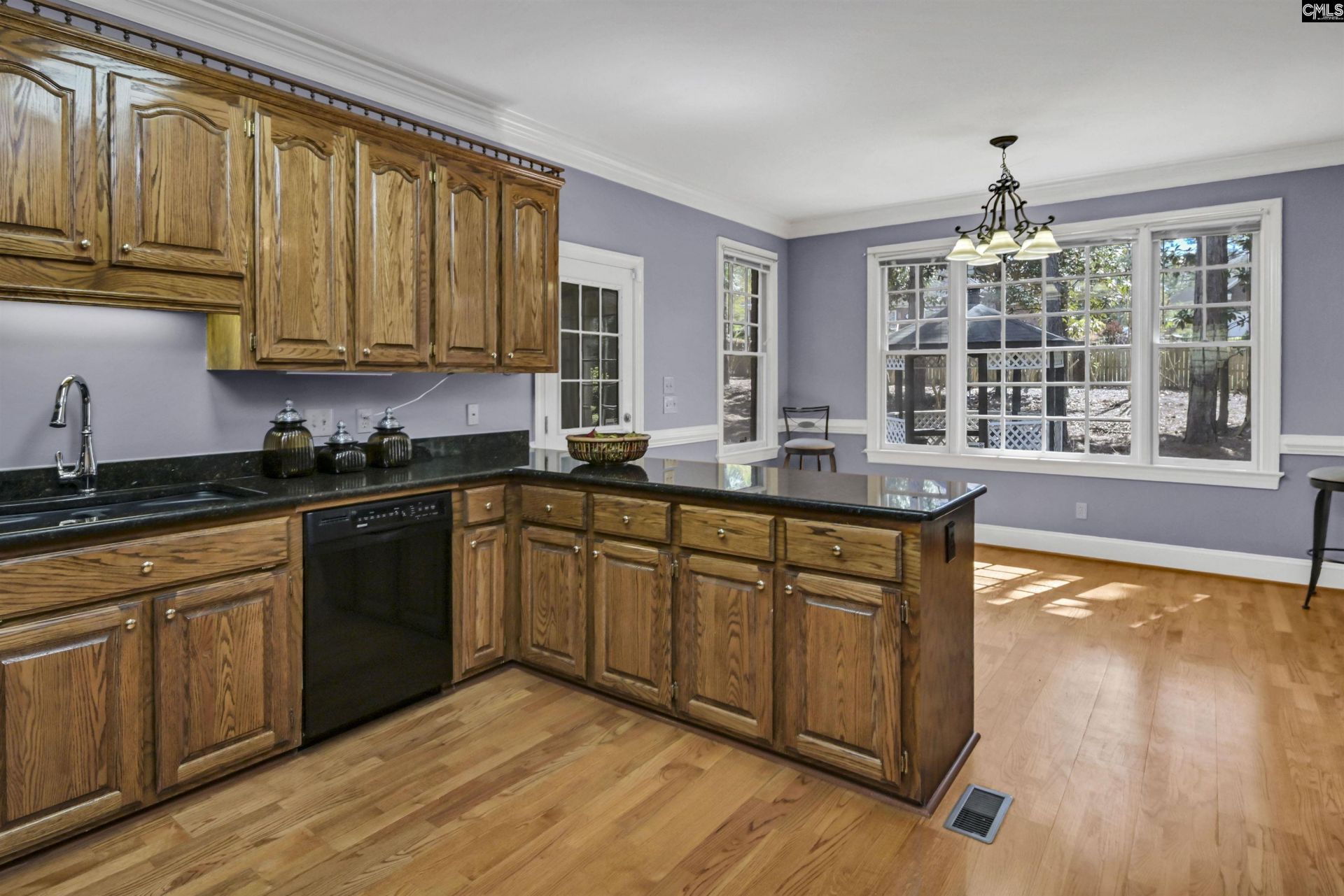 308 Fallen Oak Drive  Photo 9