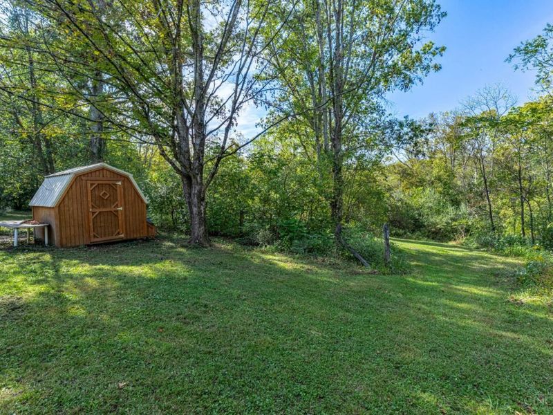 6227 Roudebush Road, Wayne Twp, OH 45122 Photo 31