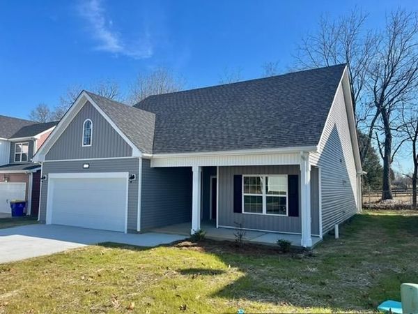 7194 Eagle Stone Lane , Bowling Green, KY 42101