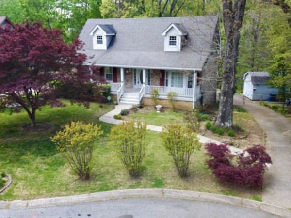 1030 Foxmoor Dr , Clarksville, TN 37042