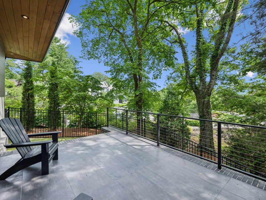 Property Image 96