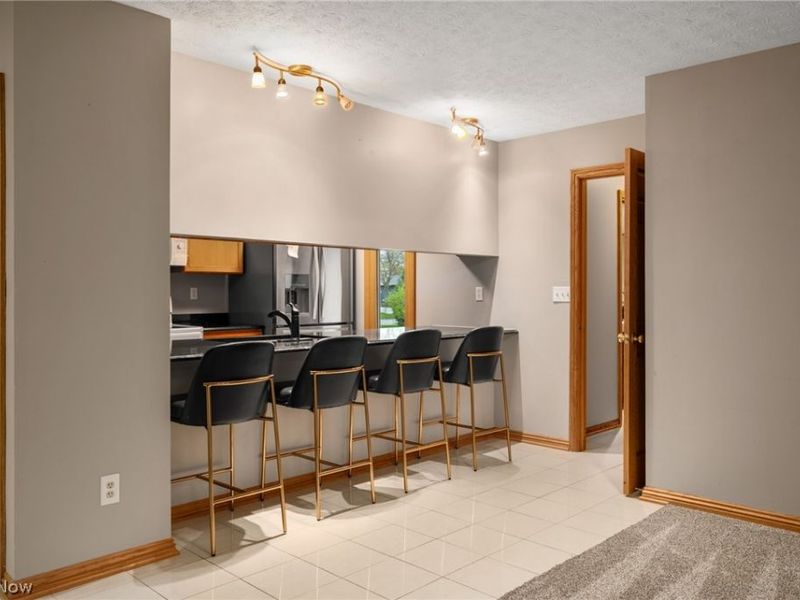 540 Crossbrook Drive, Berea, OH 44017 Photo 8