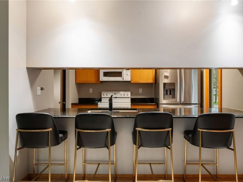 540 Crossbrook Drive, Berea, OH 44017 Photo 9