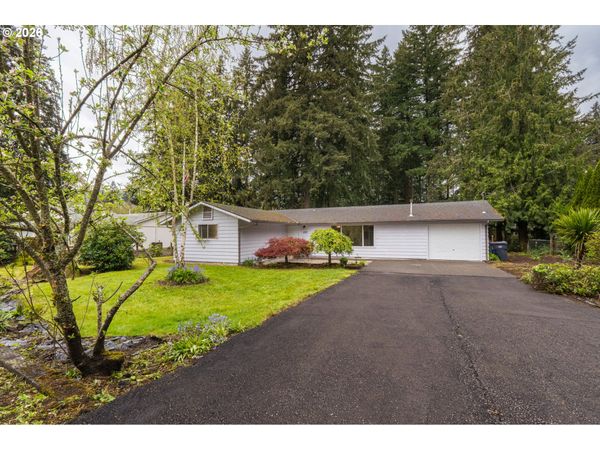 433 N 14TH ST, Lyons, OR 97358