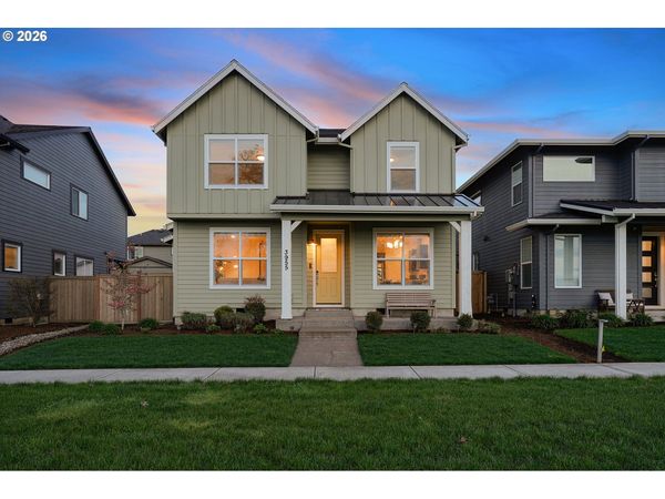 3955 SE LOSTINE LN, Hillsboro, OR 97123