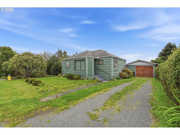 116 FINK ST, Coos Bay, OR 97420