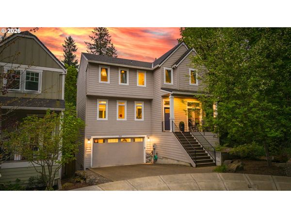 3546 SW ARNOLD ST, Portland, OR 97219