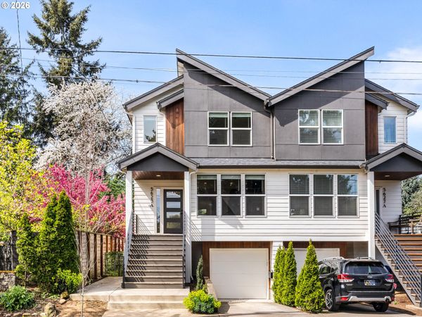 5623 N GAY AVE, Unit 2, Portland, OR 97217