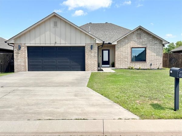 2225 Bent Tree Road, Shawnee, OK 74804