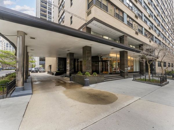 850 N Dewitt Place , Unit 13E, Chicago, IL 60611