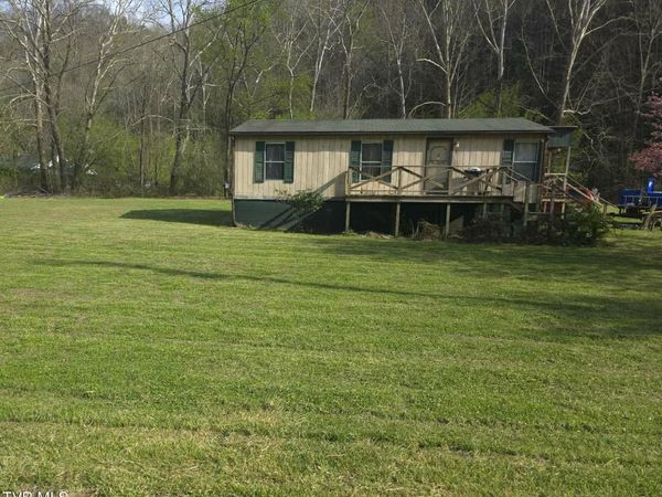 90 Railroad Avenue, Saint Paul, VA 24283
