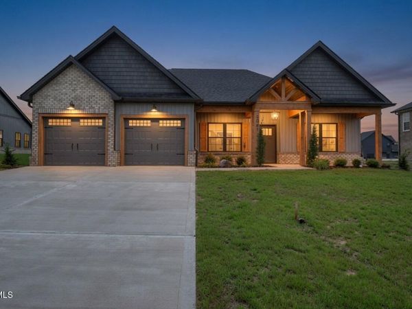 3061 Sawgrass Drive, Jonesborough, TN 37659