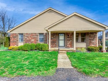 8707 Forest Court , Warren, MI 48093