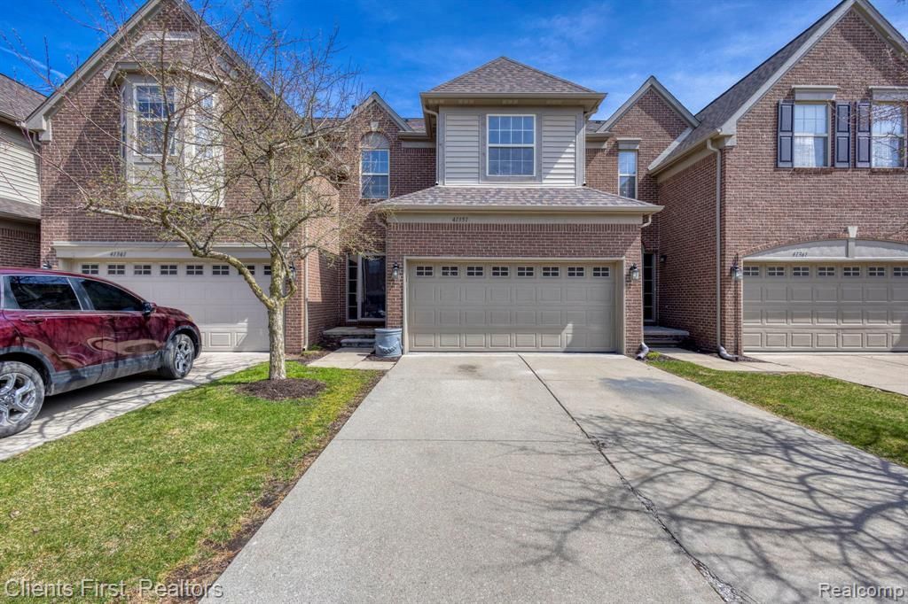 41351 N Maplewood Drive , Canton, MI 48187 Main Photo