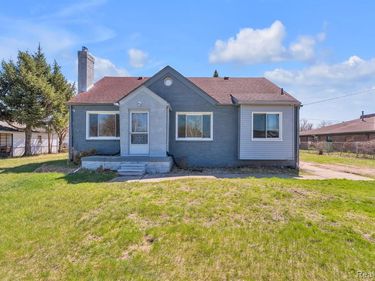 24901 Joy Road , Dearborn Heights, MI 48127