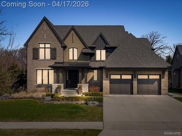 3824 Poppleton Court, Troy, MI 48084
