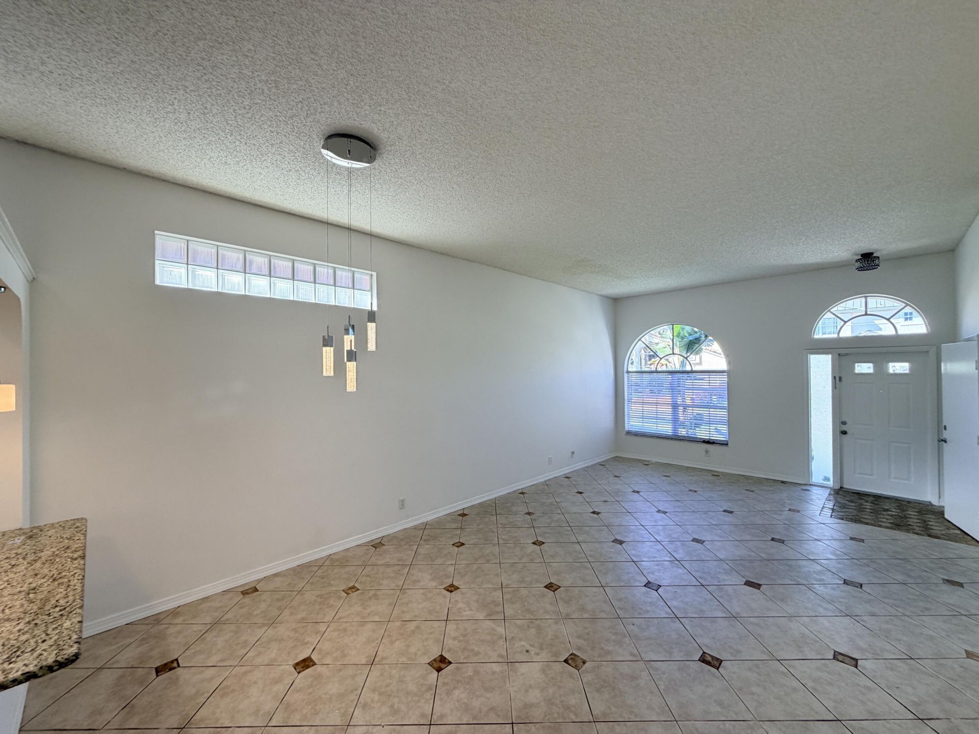 133 Woodlake Circle, Greenacres, FL 33463 Photo