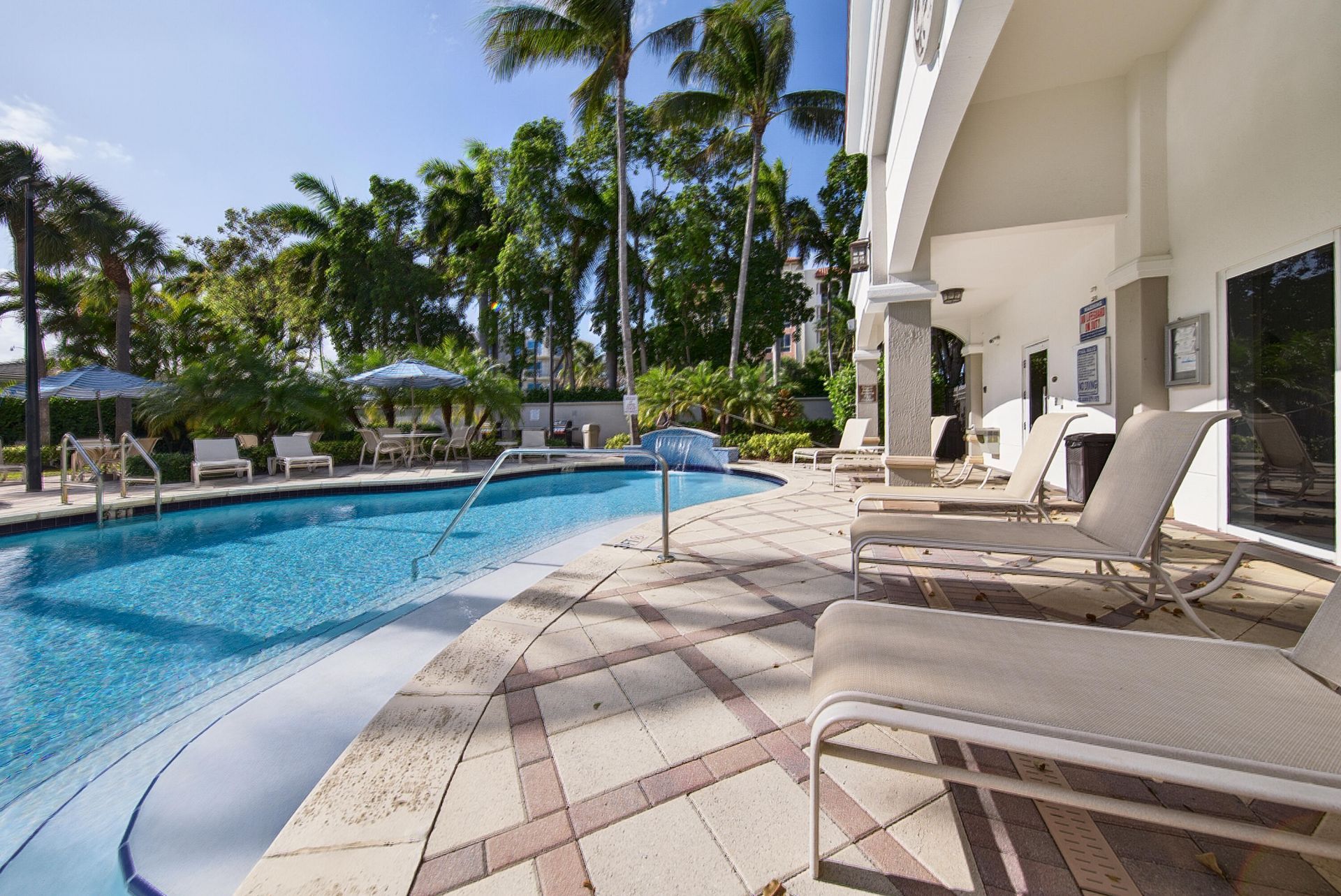 101 SE 20th Avenue, Unit 201, Deerfield Beach, FL 33441 Photo