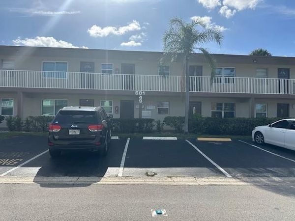 601 NW 78th Avenue, Unit 205, Margate, FL 33063