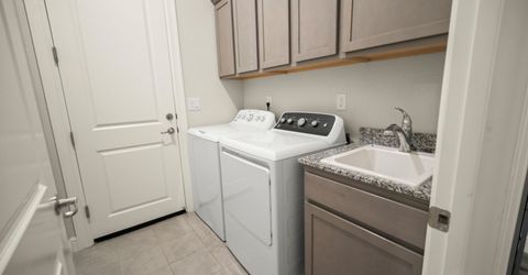 690 Rose Lane, Fernley, NV 89408 Photo