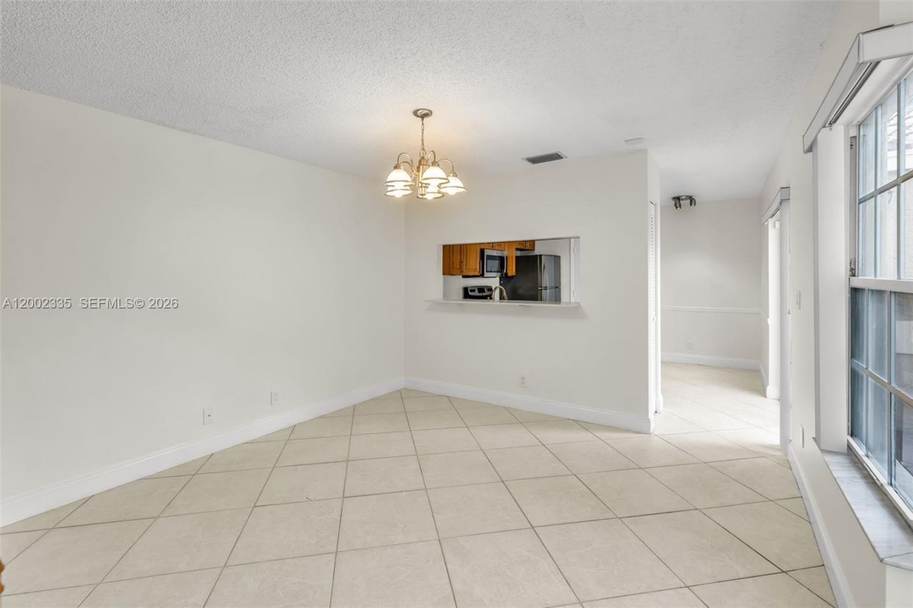 11163 Chandler Dr, Unit 11163, Cooper City, FL 33026 Photo