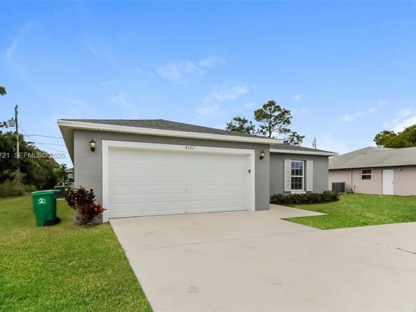 4522 SW Savona Blvd , Port St. Lucie, FL 34953
