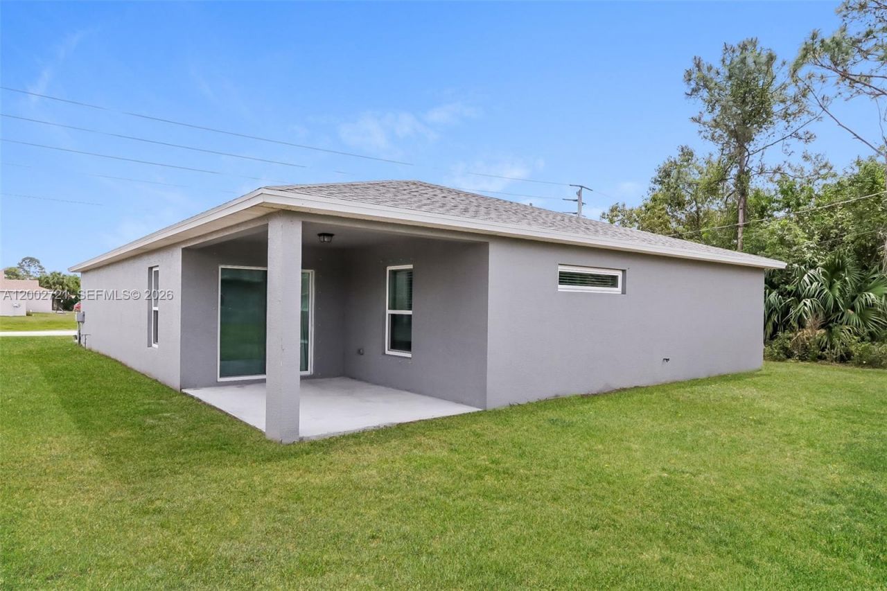 4522 SW Savona Blvd , Port Saint Lucie, FL 34953 Photo