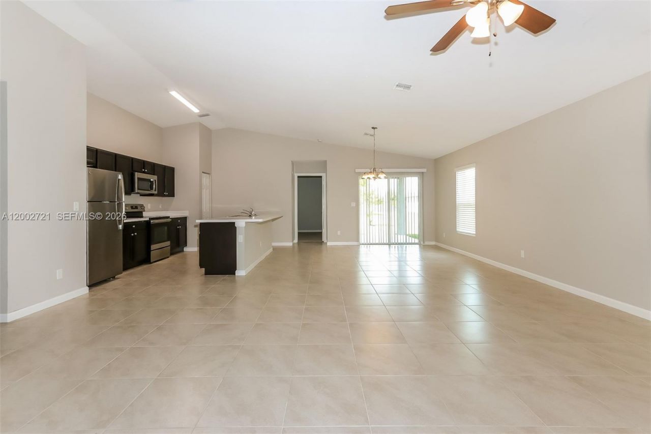 4522 SW Savona Blvd , Port Saint Lucie, FL 34953 Photo