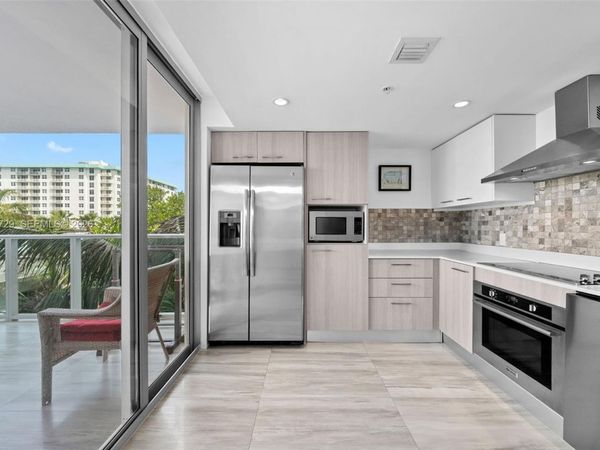 1133 102nd St , Unit 407, Bay Harbor Islands, FL 33154