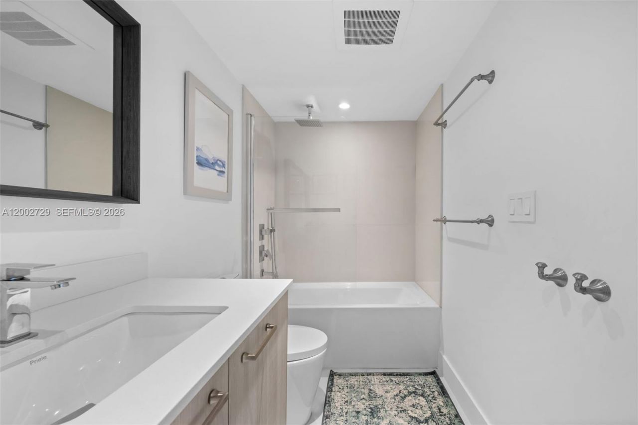1133 102nd St, Unit 407, Bay Harbor Islands, FL 33154 Photo