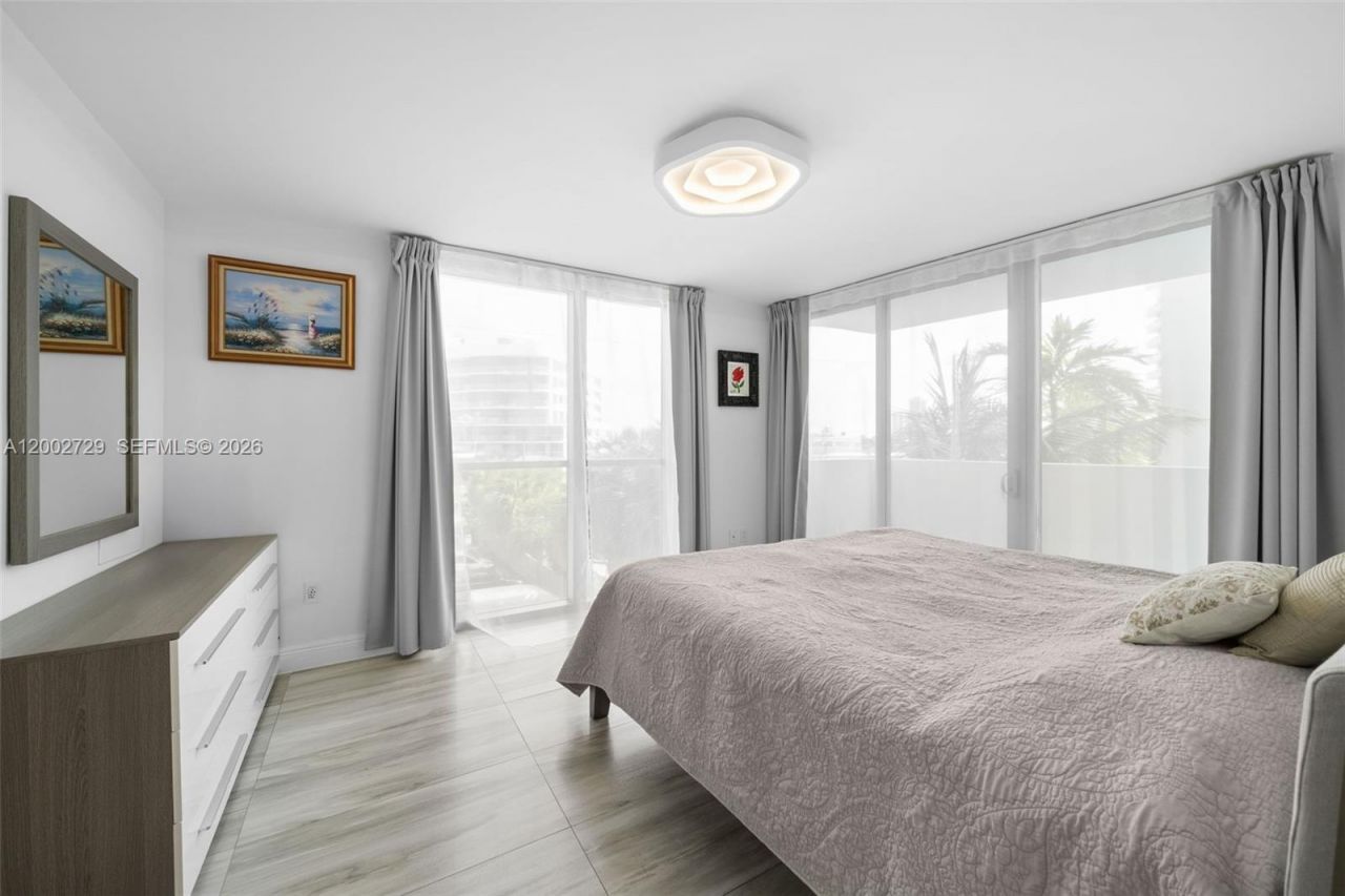 1133 102nd St, Unit 407, Bay Harbor Islands, FL 33154 Photo