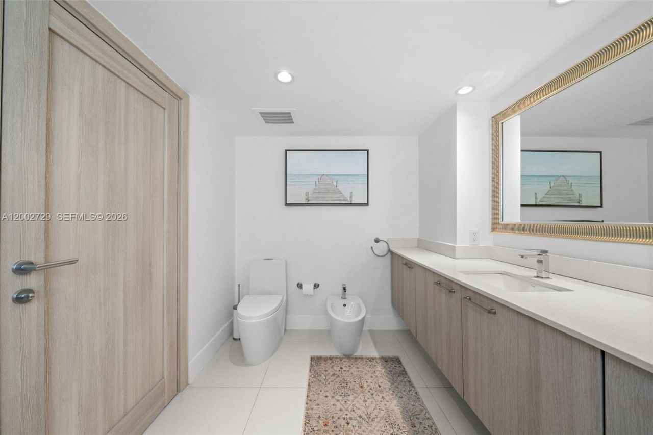 1133 102nd St, Unit 407, Bay Harbor Islands, FL 33154 Photo
