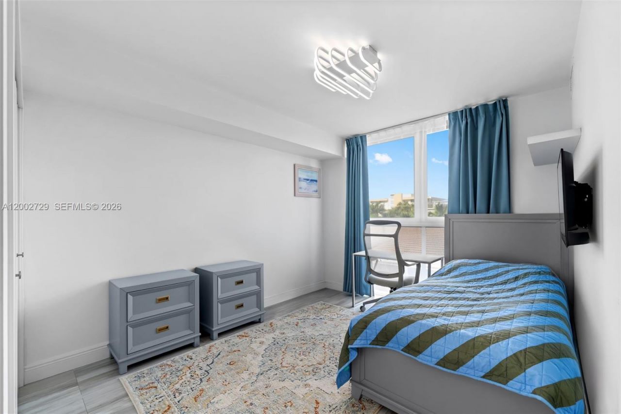 1133 102nd St, Unit 407, Bay Harbor Islands, FL 33154 Photo