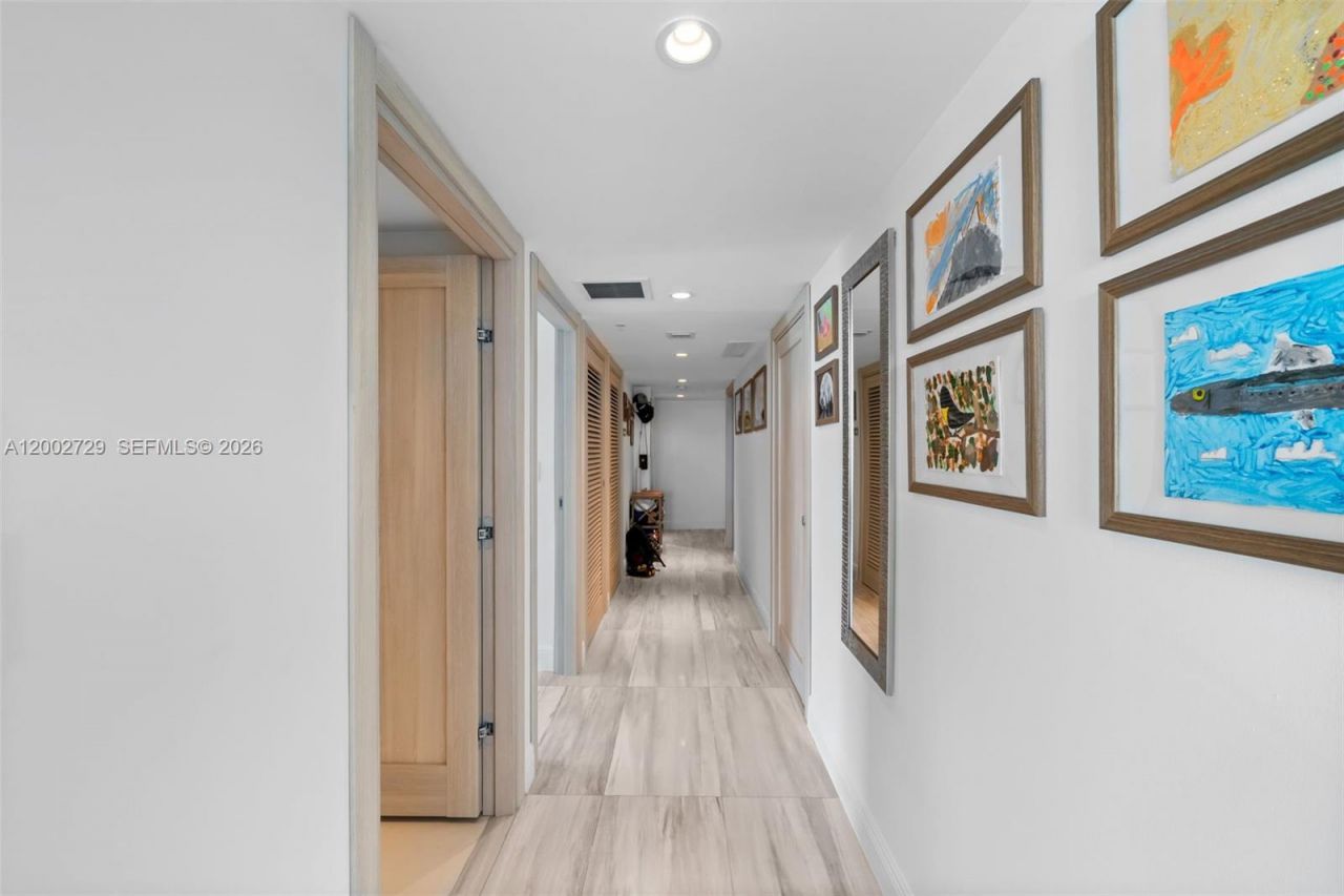 1133 102nd St, Unit 407, Bay Harbor Islands, FL 33154 Photo