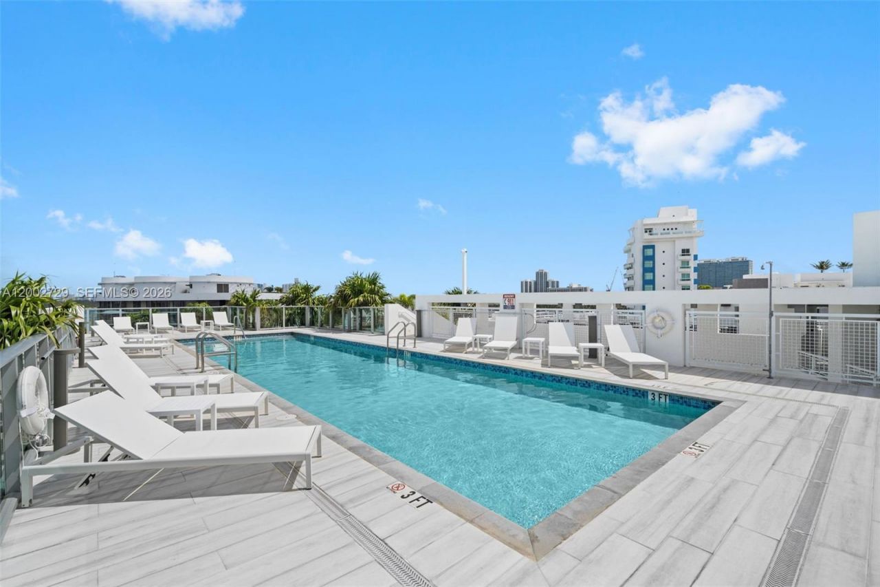1133 102nd St, Unit 407, Bay Harbor Islands, FL 33154 Photo