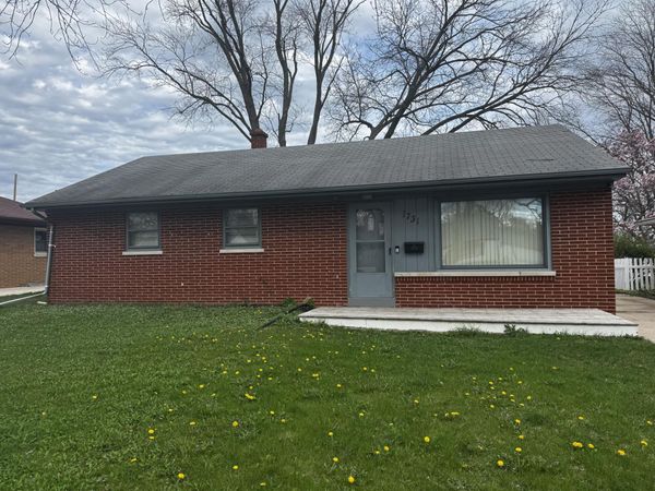 1731 Lathrop Ave, Racine, WI 53405