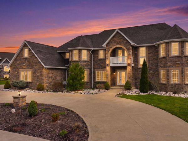 4381 Saint Elais Cove, Fort Wayne, IN 46845