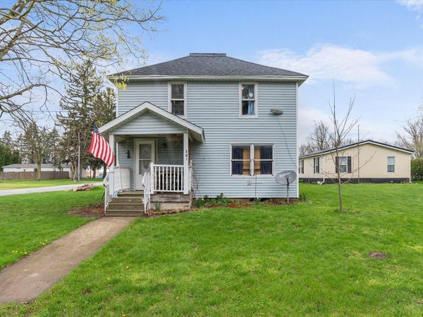 301 E Lincoln Street, Ashley, IN 46705