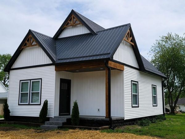 59 SE 8Th Street, Linton, IN 47441