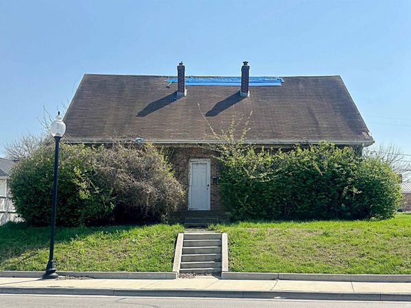 5 W National Highway, Washington, IN 47501