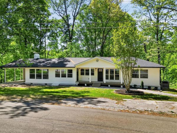 501 1st Street, LaFayette, GA 30728