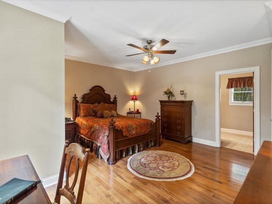 Property Image 36
