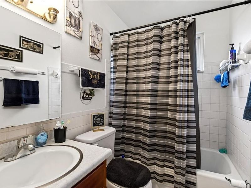 5620 Elgin Roof Road, Dayton, OH 45426 Photo 11