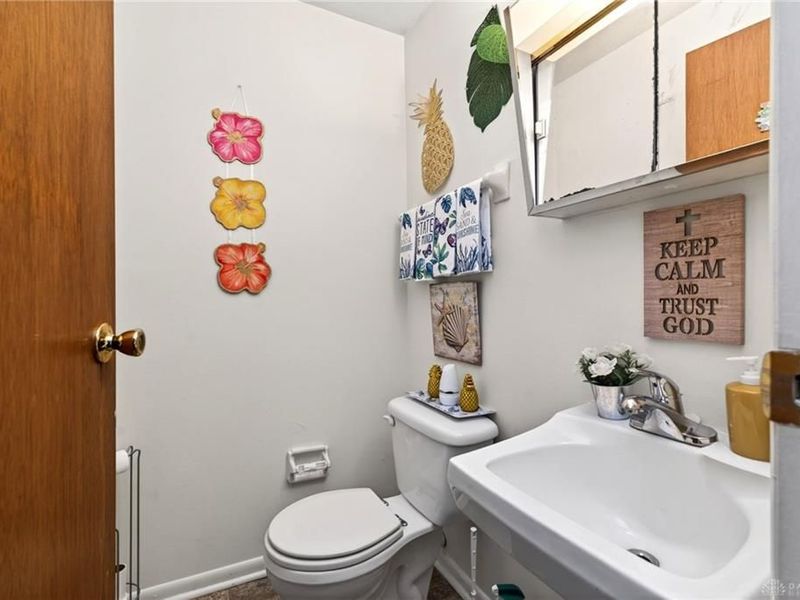 5620 Elgin Roof Road, Dayton, OH 45426 Photo 13