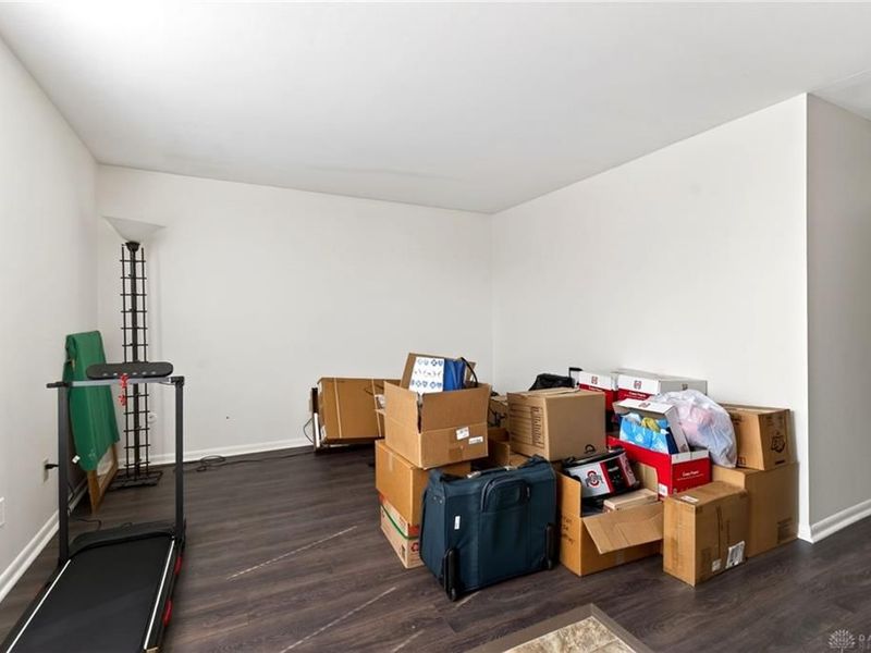 5620 Elgin Roof Road, Dayton, OH 45426 Photo 7